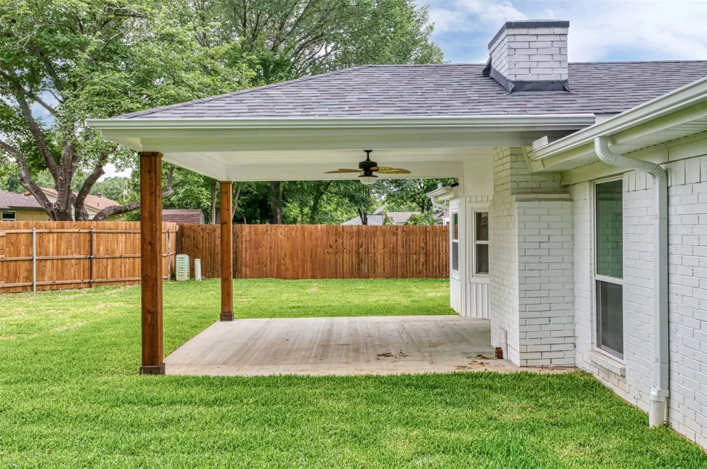 314 Sixpence Lane Euless, TX 76039