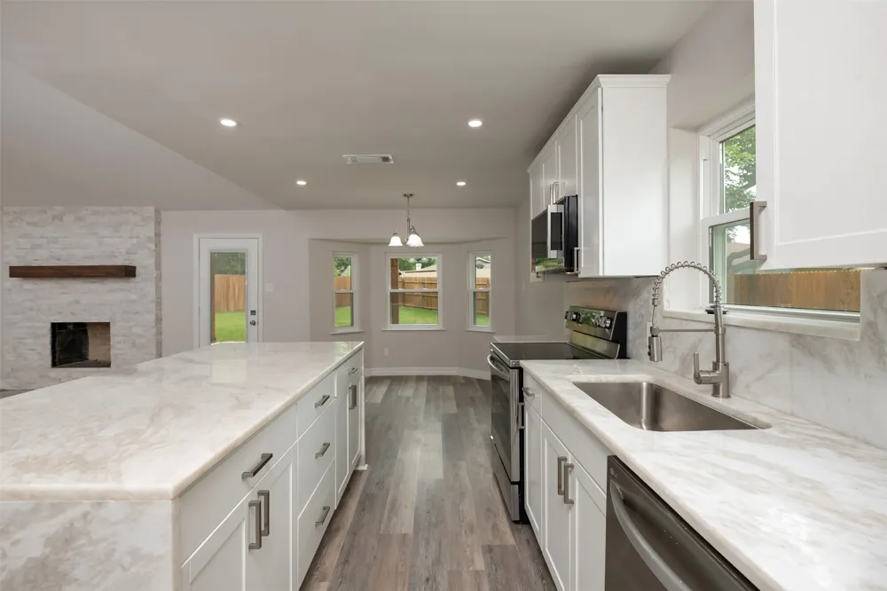 314 Sixpence Lane Euless, TX 76039