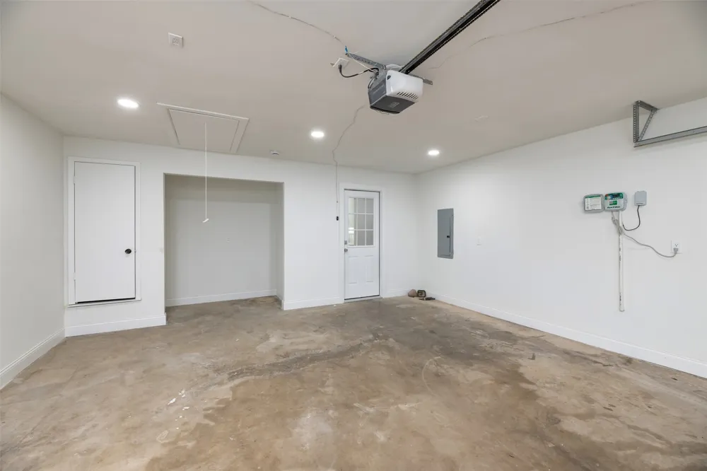 314 Sixpence Lane Euless, TX 76039