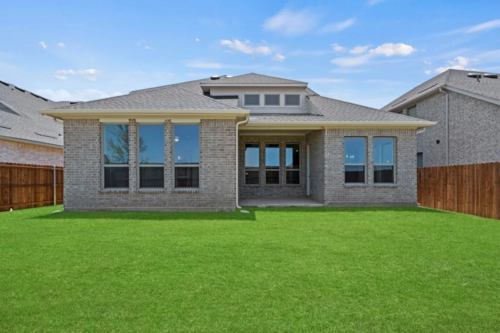 1009 Malachite Way Oak Point, TX 75068