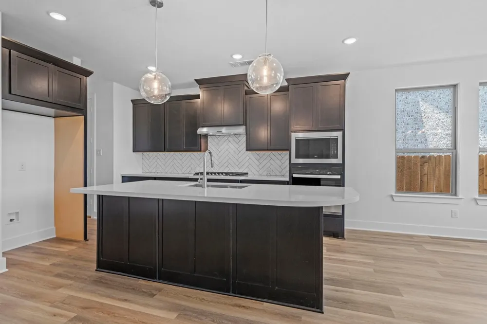 1009 Malachite Way Oak Point, TX 75068