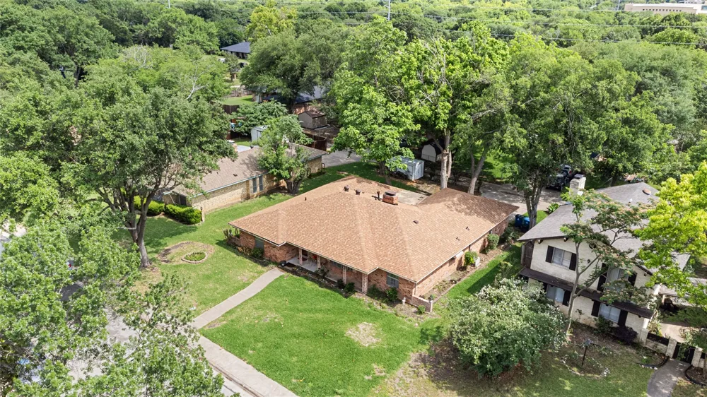 1209 Hanna Circle DeSoto, TX 75115