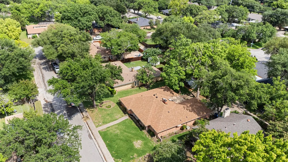 1209 Hanna Circle DeSoto, TX 75115