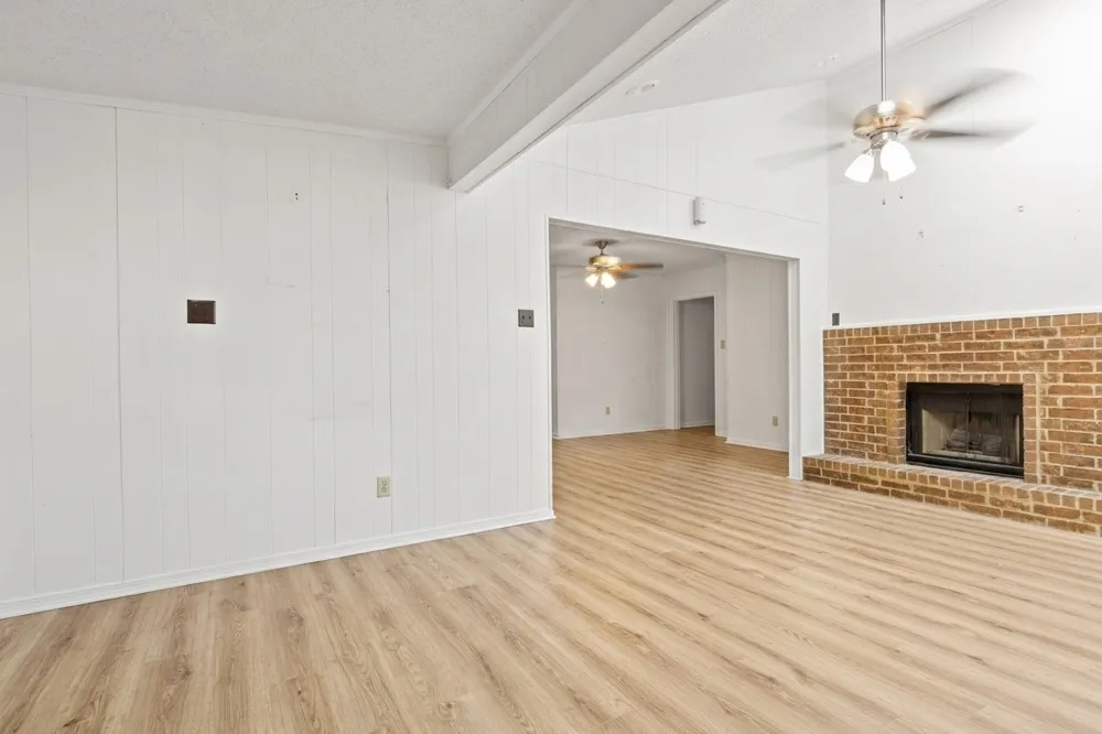 1209 Hanna Circle DeSoto, TX 75115