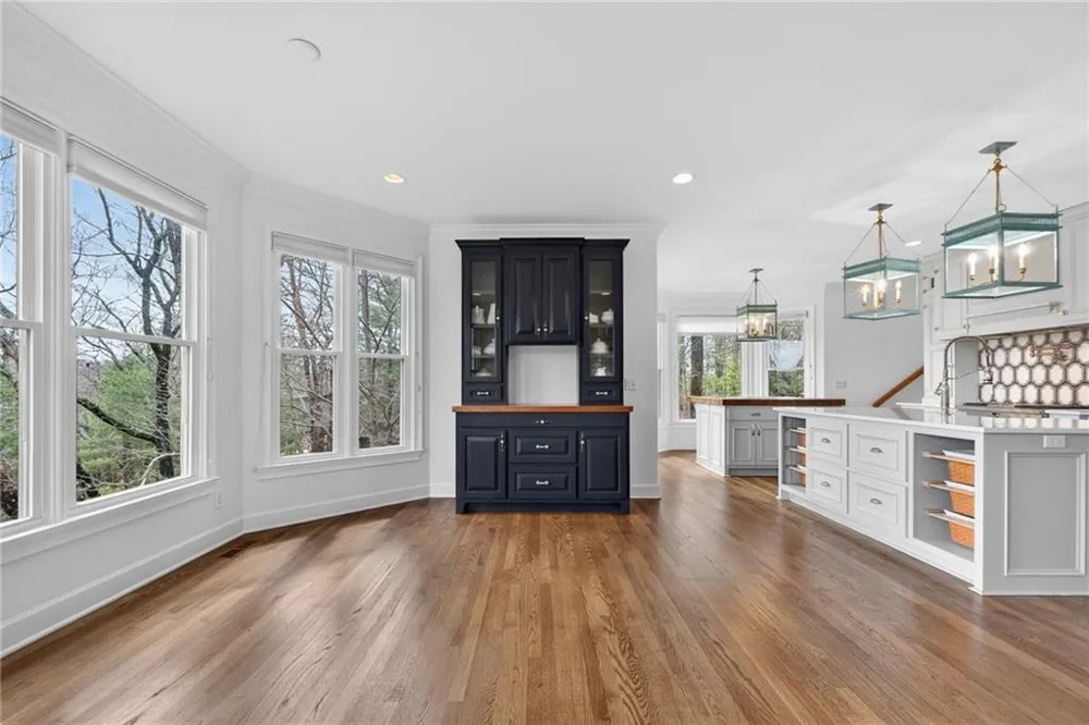 1027 Hunters Trace Big Canoe, GA 30143