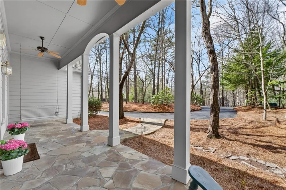 1027 Hunters Trace Big Canoe, GA 30143