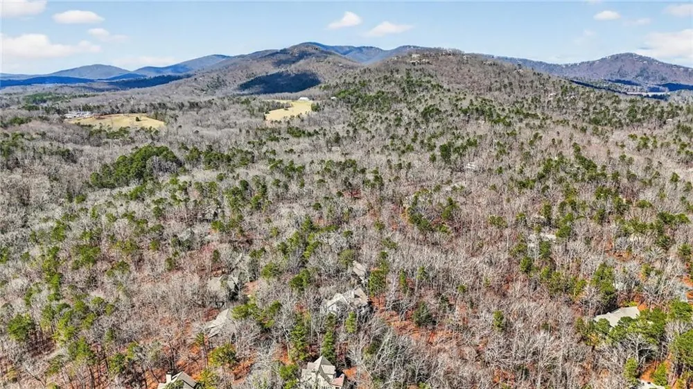 1027 Hunters Trace Big Canoe, GA 30143