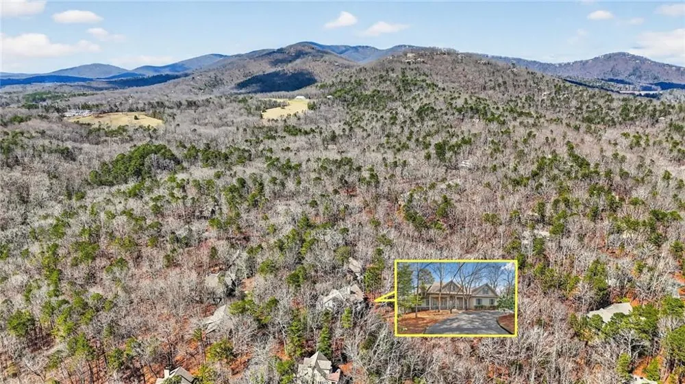 1027 Hunters Trace Big Canoe, GA 30143