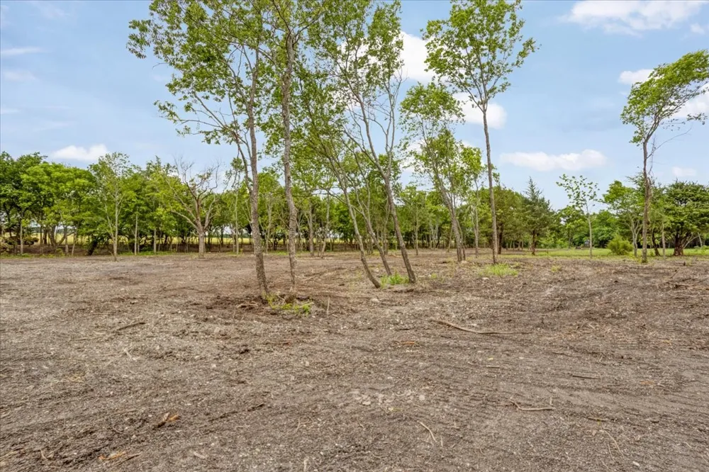 641 Jameson Van Alstyne, TX 75495