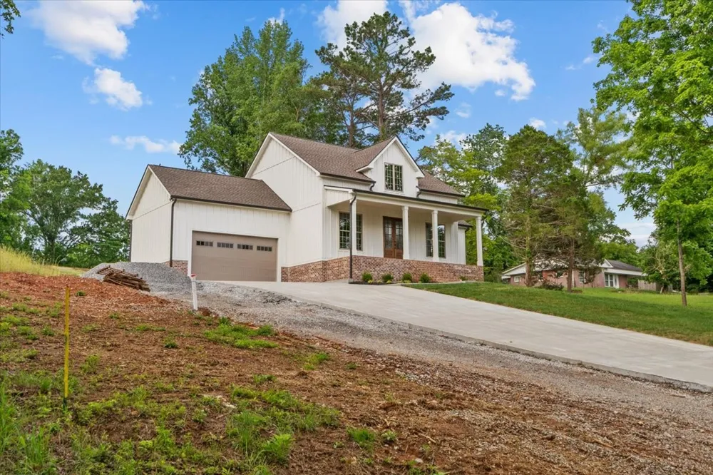 171 Roby Dr Erin, TN 37061