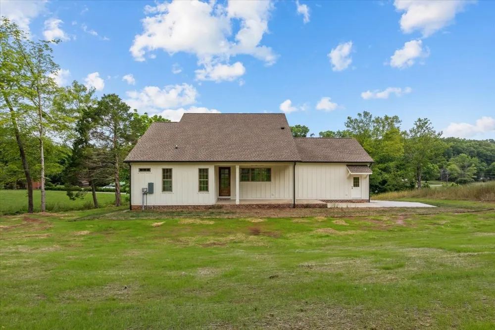 171 Roby Dr Erin, TN 37061