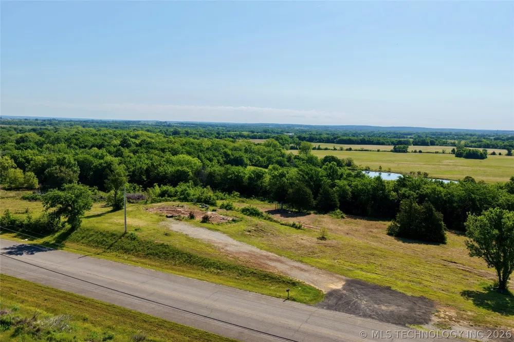 111213 Old Highway 69 Checotah, OK 74426