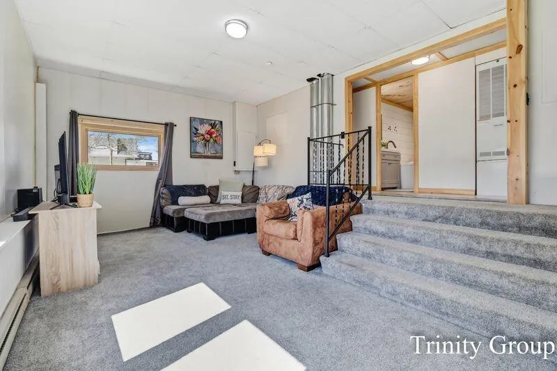 7615 S Croton Hardy Drive Croton Township, MI 49337