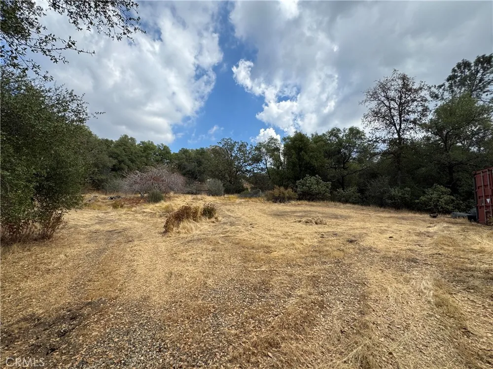 2 AC Summerhill LN Coarsegold, CA 93614