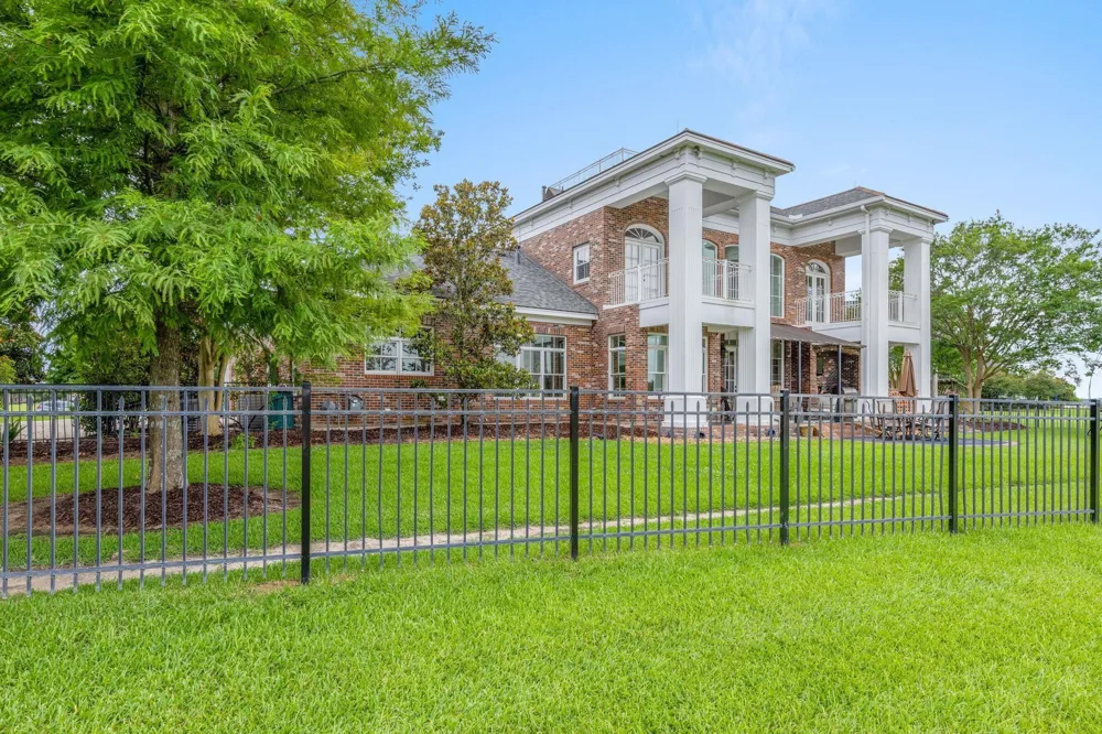 4270 Indigo Place Lake Charles, LA 70605
