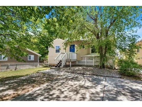 1150 E 5th Street