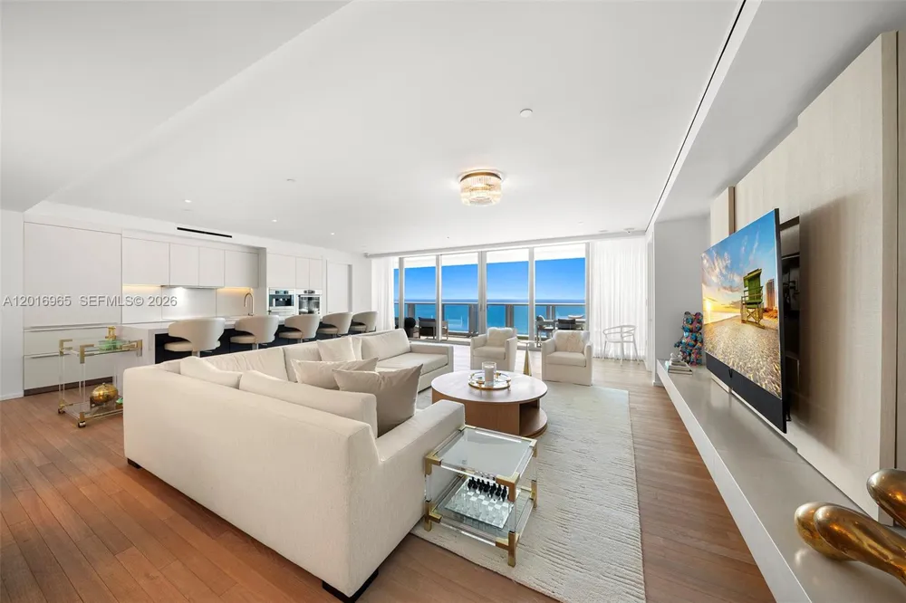 2901 Collins Ave #901 Miami Beach, FL 33140