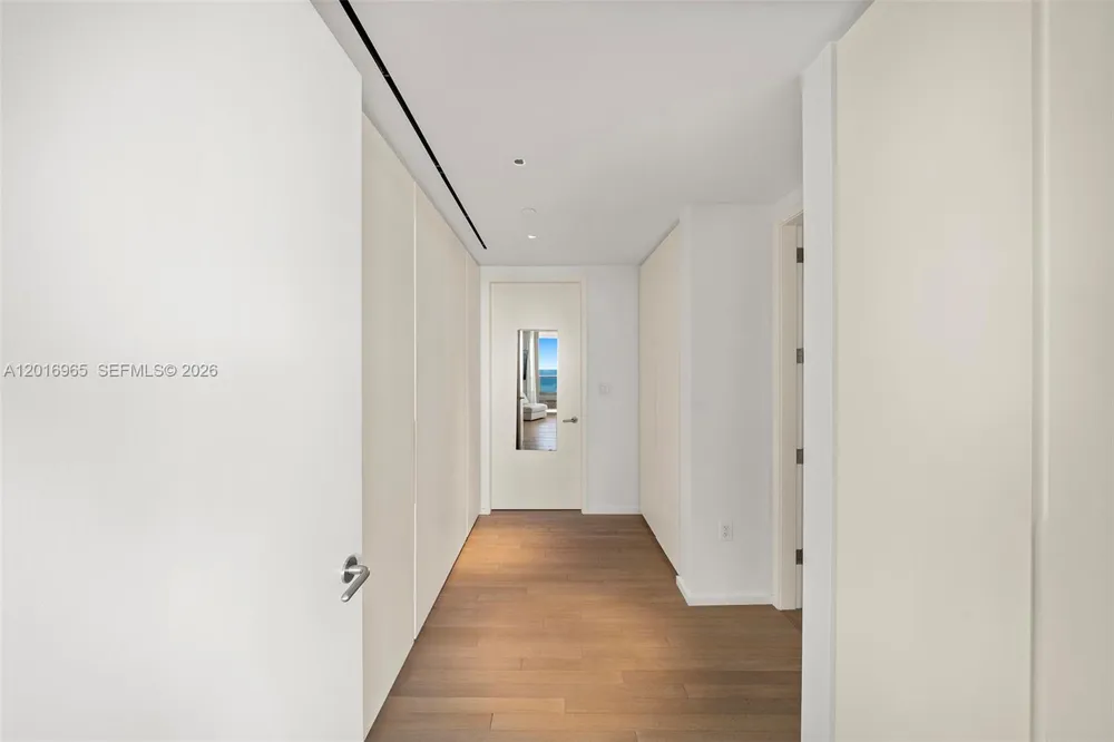 2901 Collins Ave #901 Miami Beach, FL 33140