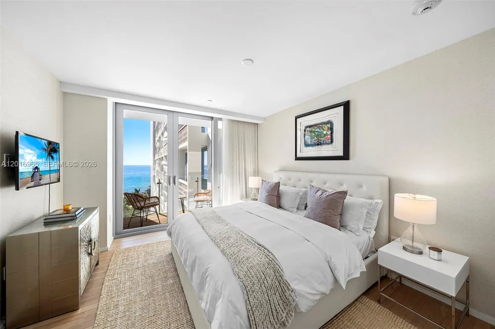 2901 Collins Ave #901 Miami Beach, FL 33140