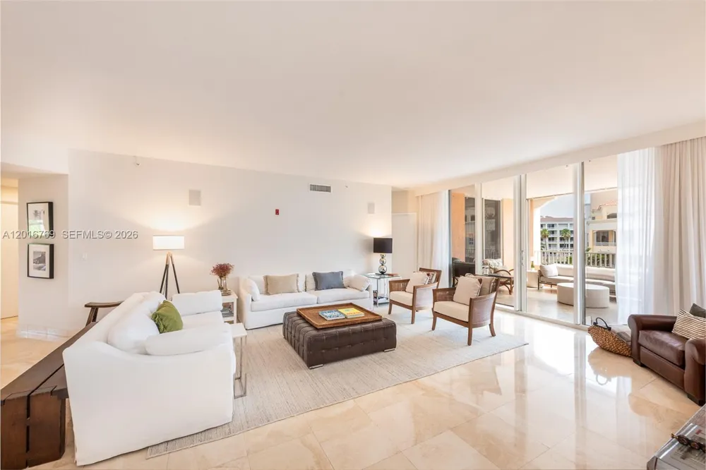 737 Crandon Blvd #402 Key Biscayne, FL 33149