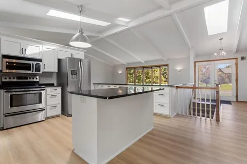 1948 Crown Point Drive