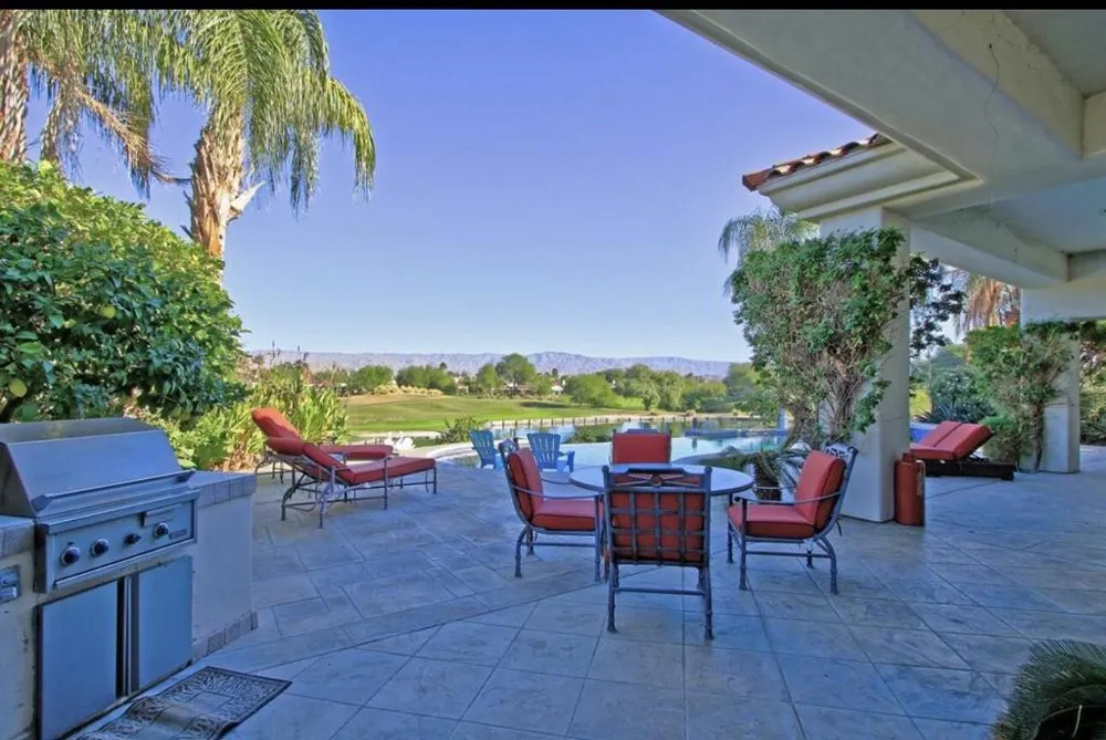 104 Loch Lomond Road Rancho Mirage, CA 92270
