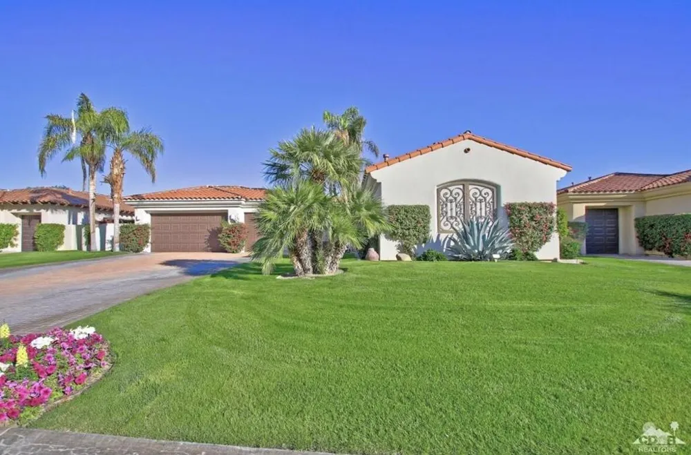 104 Loch Lomond Road Rancho Mirage, CA 92270