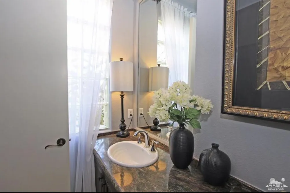 104 Loch Lomond Road Rancho Mirage, CA 92270