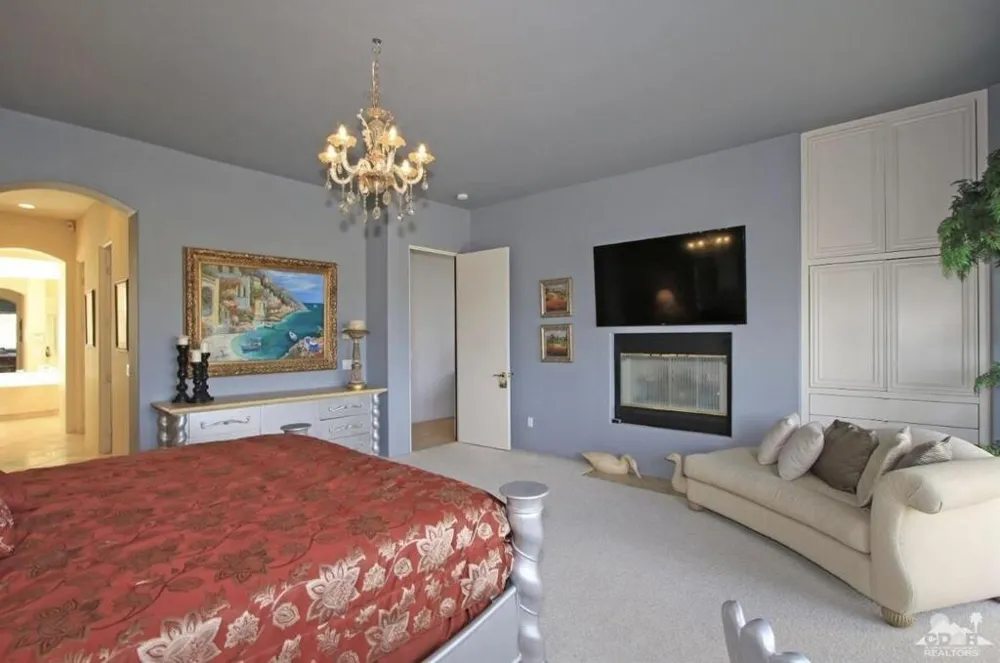 104 Loch Lomond Road Rancho Mirage, CA 92270