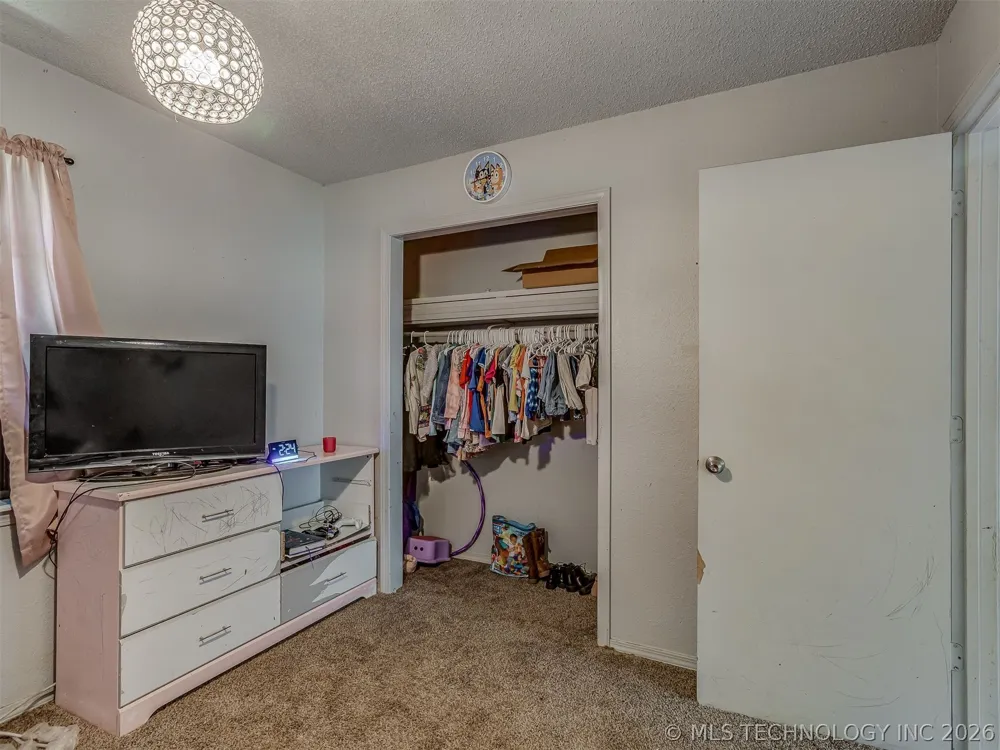 218 S 3rd Avenue Stroud, OK 74079