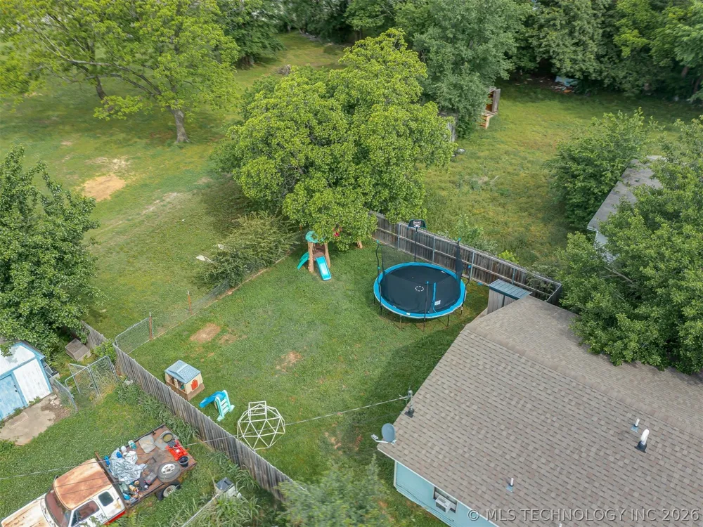 218 S 3rd Avenue Stroud, OK 74079