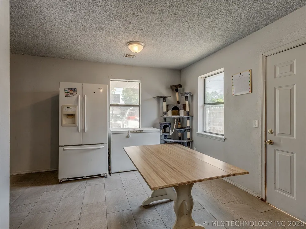 218 S 3rd Avenue Stroud, OK 74079