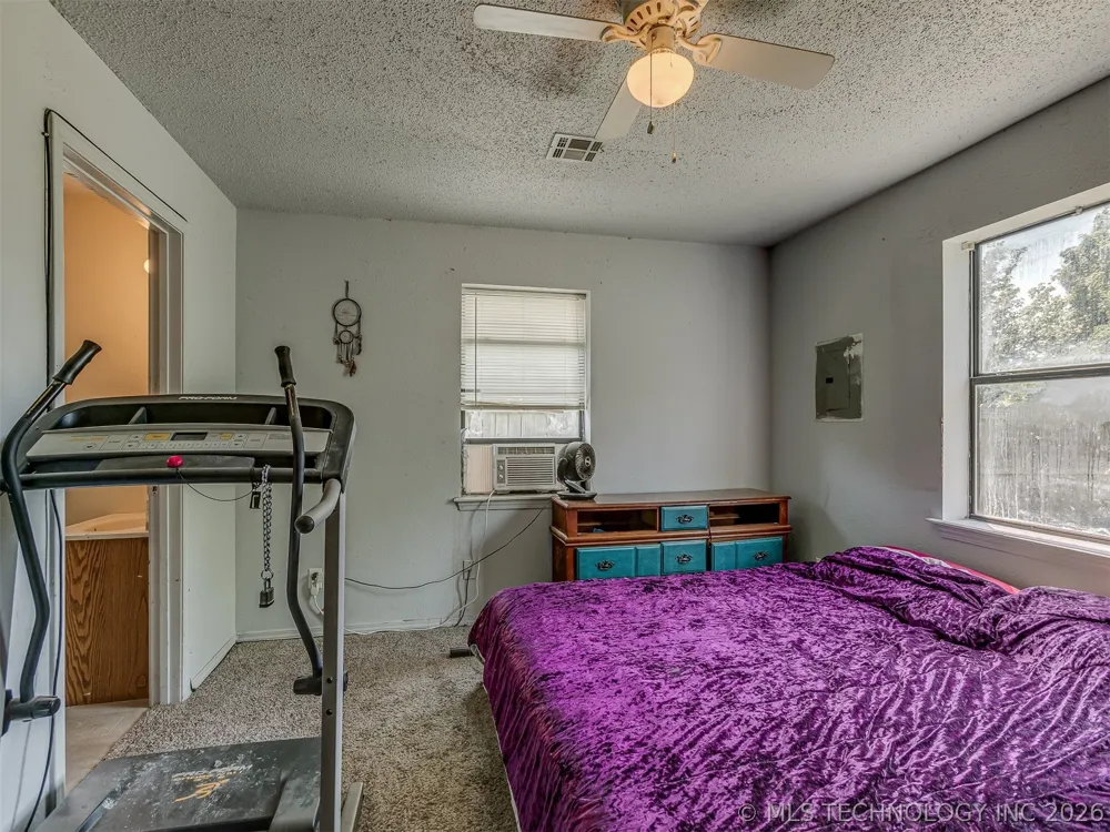 218 S 3rd Avenue Stroud, OK 74079