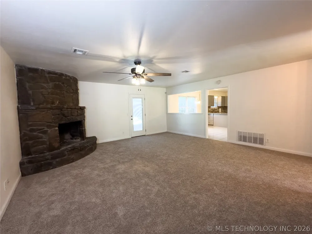 23712 E 104th Street S Broken Arrow, OK 74014