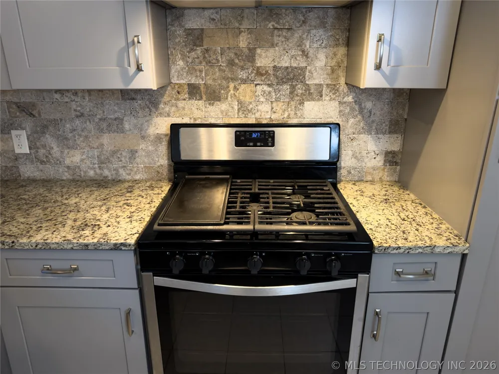 23712 E 104th Street S Broken Arrow, OK 74014