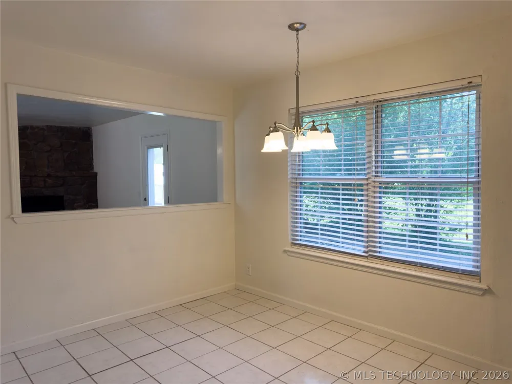 23712 E 104th Street S Broken Arrow, OK 74014
