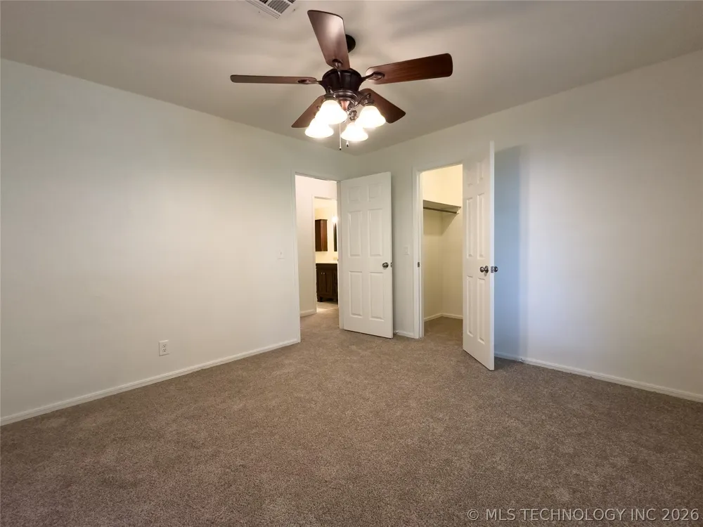 23712 E 104th Street S Broken Arrow, OK 74014
