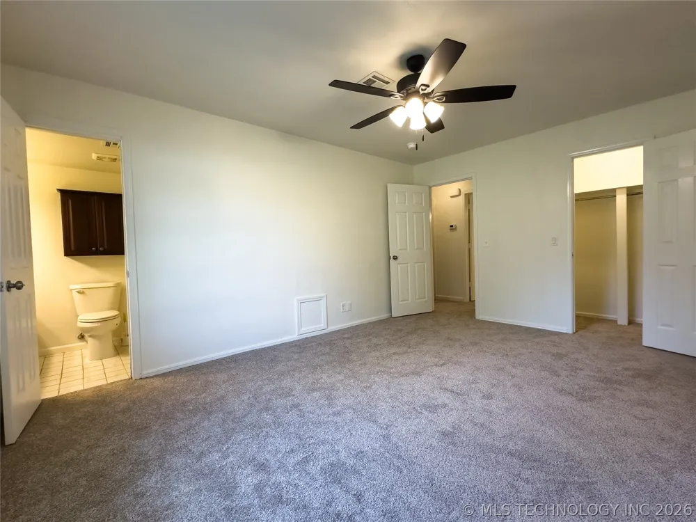 23712 E 104th Street S Broken Arrow, OK 74014