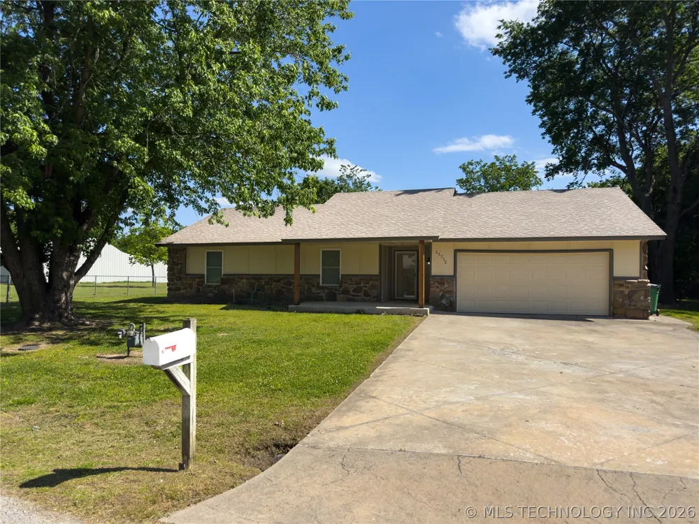 23712 E 104th Street S Broken Arrow, OK 74014
