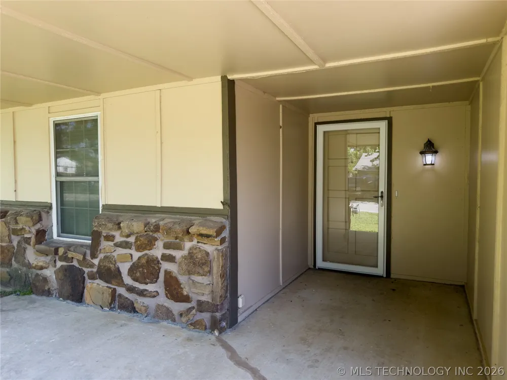 23712 E 104th Street S Broken Arrow, OK 74014
