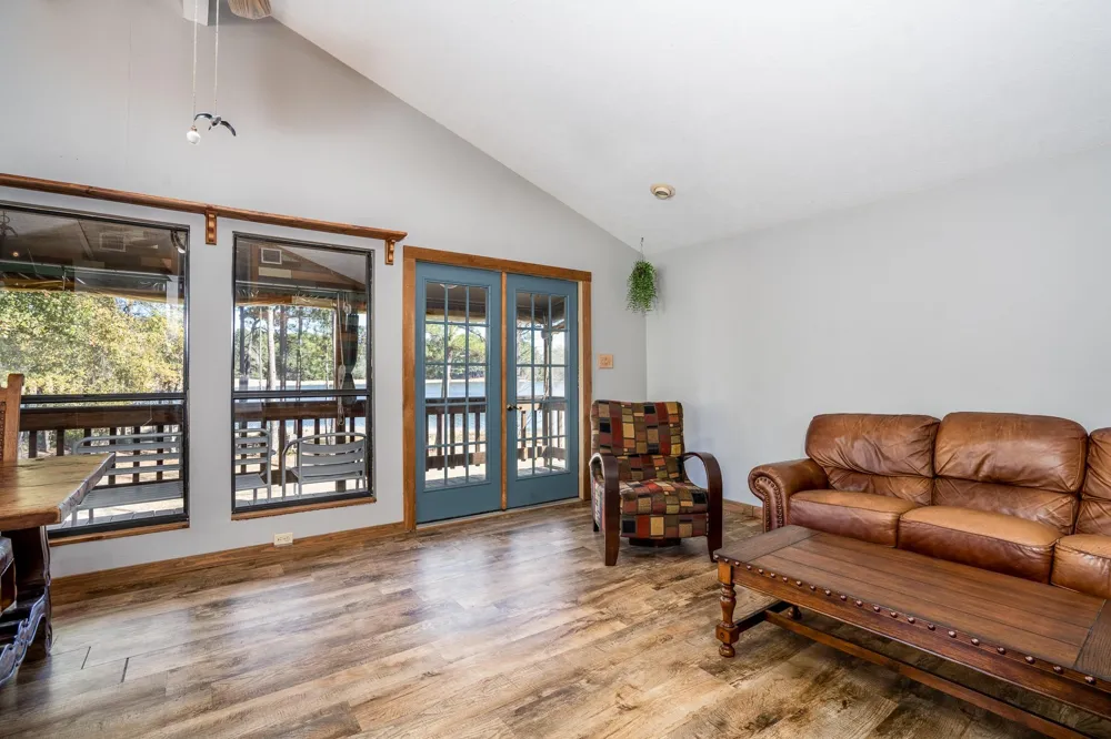 97 Greenway Drive Trinity, TX 75862
