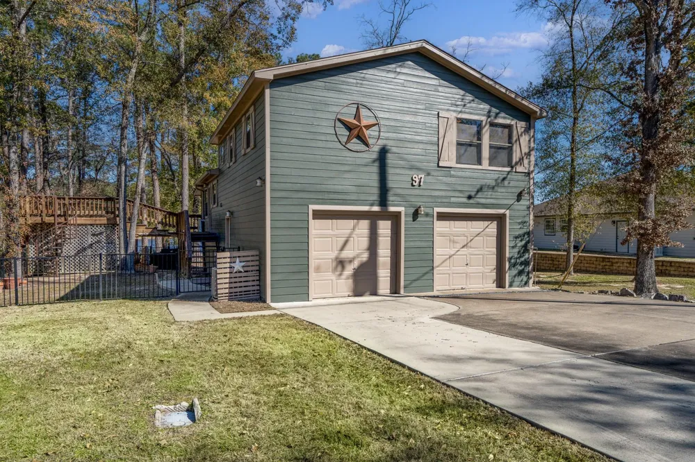 97 Greenway Drive Trinity, TX 75862
