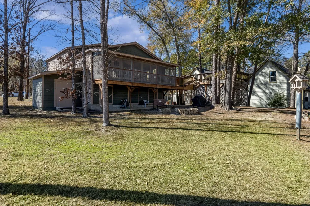 97 Greenway Drive Trinity, TX 75862