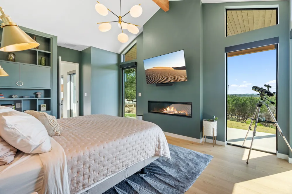503 Happy Trail Dripping Springs, TX 78620