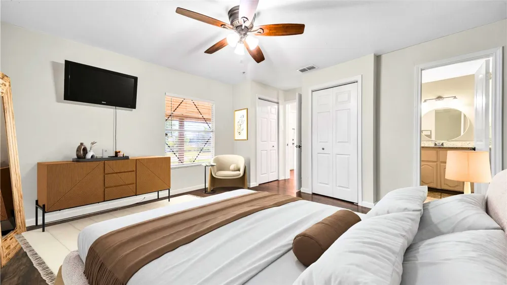1542 W Reindeer Lancaster, TX 75146