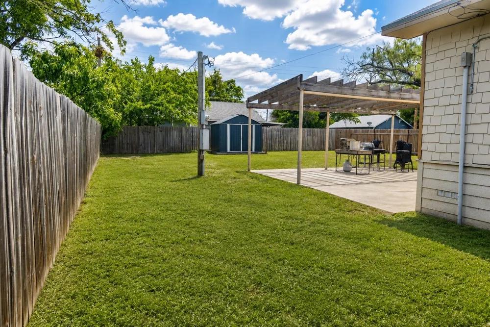 309 W 10th Street Cisco, TX 76437