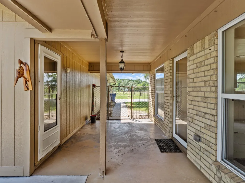 5067 Fm 2668 Bay City, TX 77414