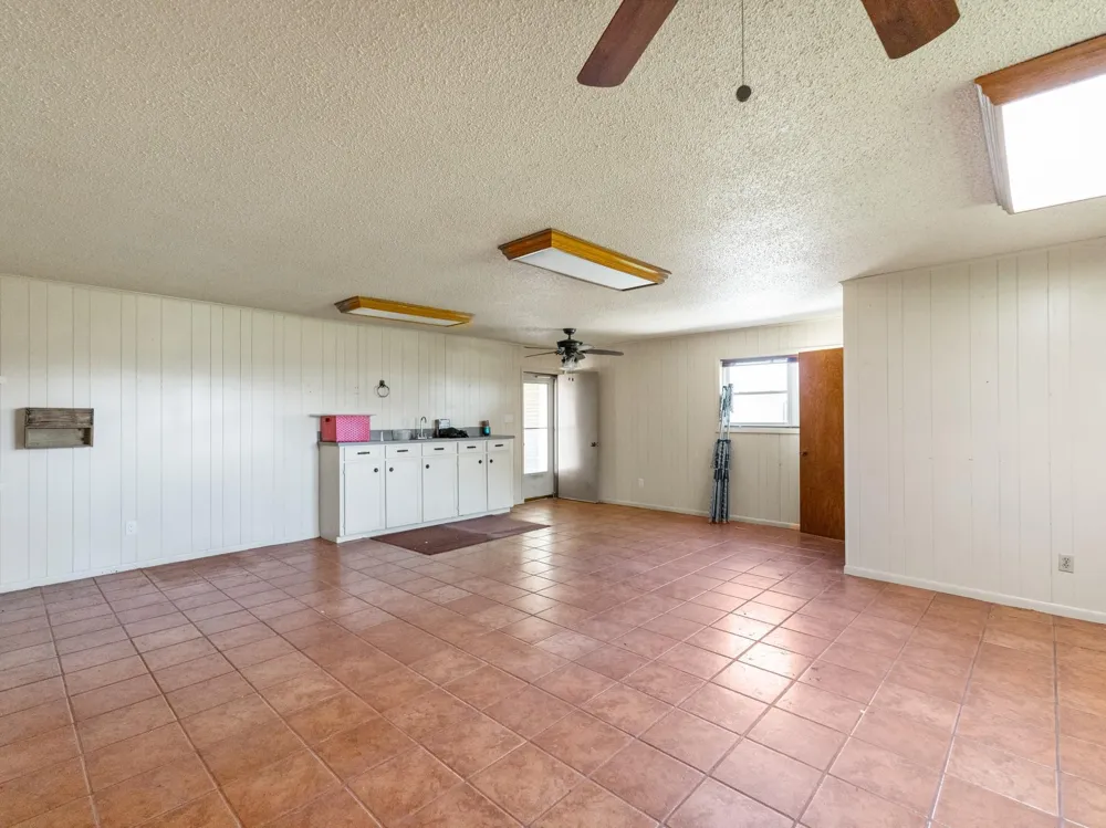 5067 Fm 2668 Bay City, TX 77414