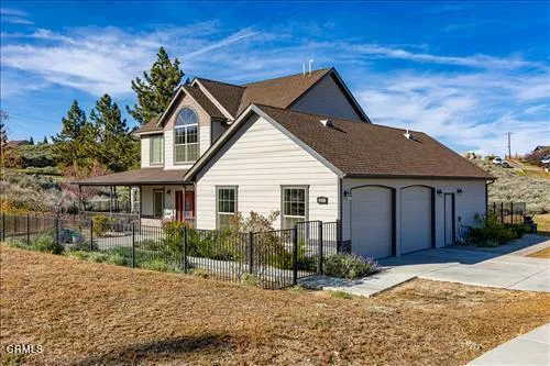 26941 Stirrup Way Tehachapi, CA 93561