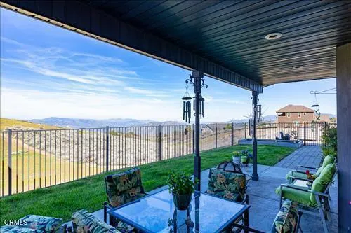 26941 Stirrup Way Tehachapi, CA 93561